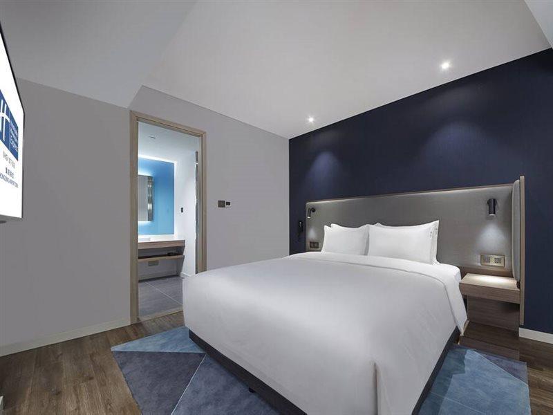 Holiday Inn Express Chongqing Airport Zone By Ihg エクステリア 写真